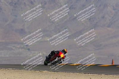 media/Oct-08-2022-SoCal Trackdays (Sat) [[1fc3beec89]]/Turn 10 (945am)/